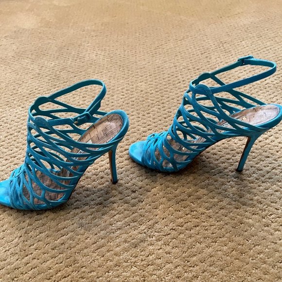 Baby's got MANOLO BLAHNIK  Teal Suede Multistrap Sandals Size: 7 | IT 37 - Picture 2 of 9